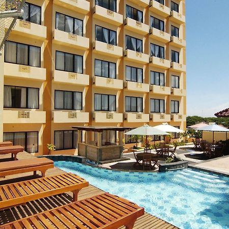 Pandanaran Hotel Semarang Exterior photo
